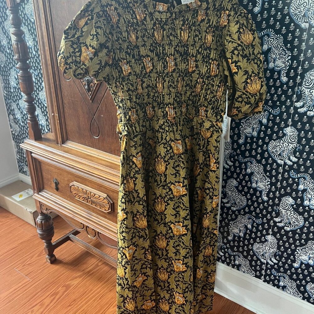 Hyacinth House Olive Leafy Floral Smocked Smythe Midi Dress - XL - Picture 4 of 4